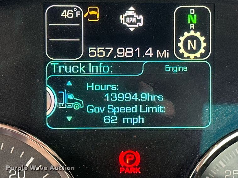 image for item ER4870 2020 Kenworth T680 semi truck