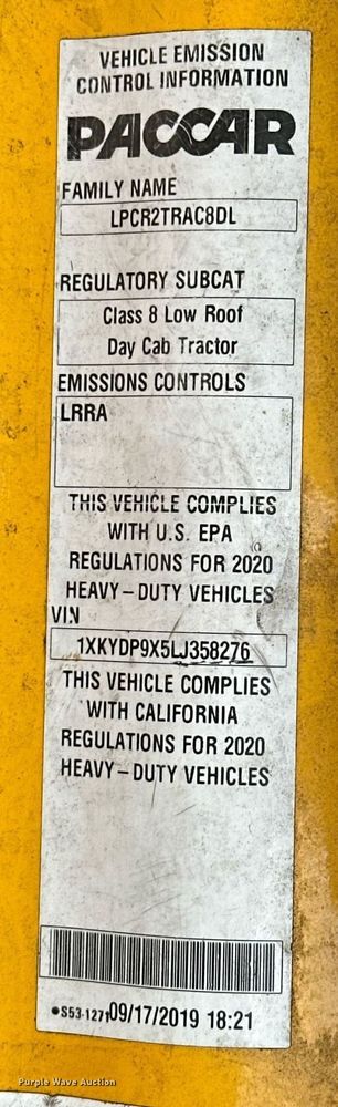 image for item ER4870 2020 Kenworth T680 semi truck