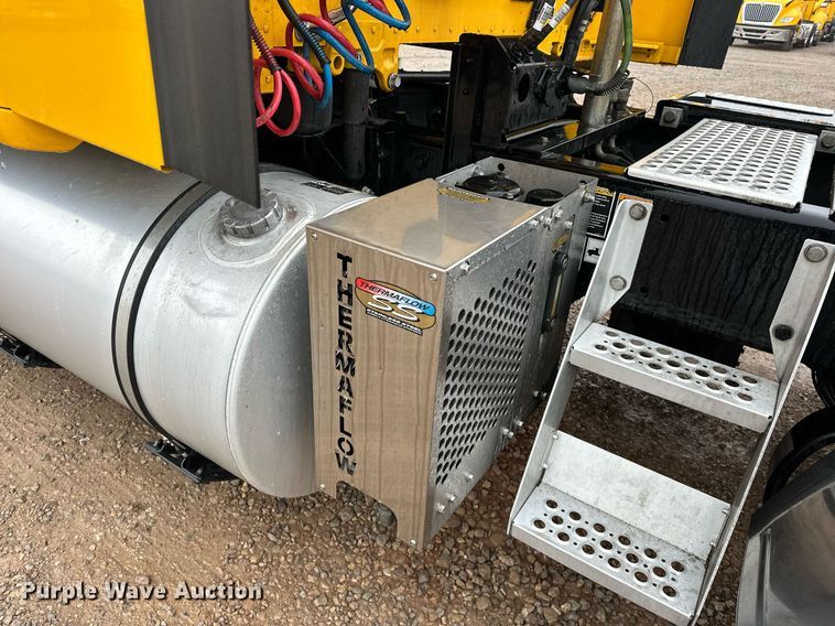 image for item ER4871 2021 Kenworth T680 semi truck