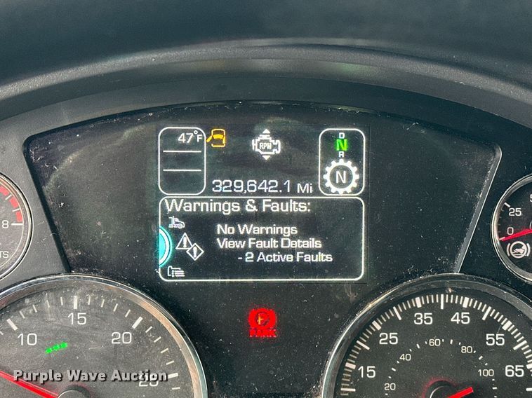 image for item ER4871 2021 Kenworth T680 semi truck