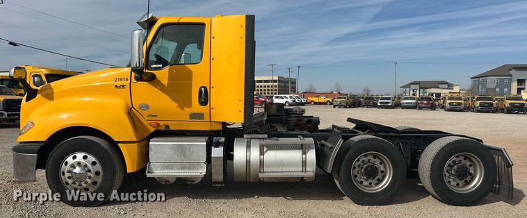 image for item ER4875 2021 International LT625 semi truck