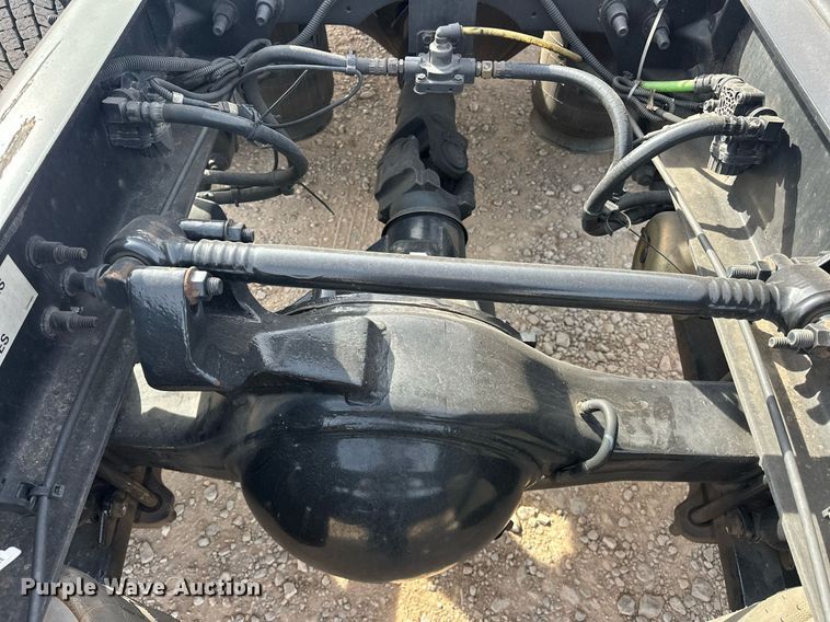 image for item ER4875 2021 International LT625 semi truck