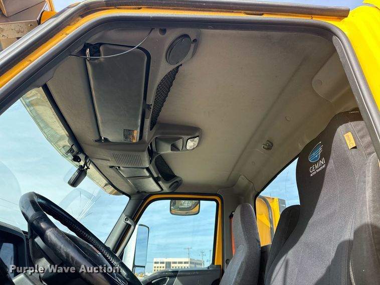 image for item ER4875 2021 International LT625 semi truck