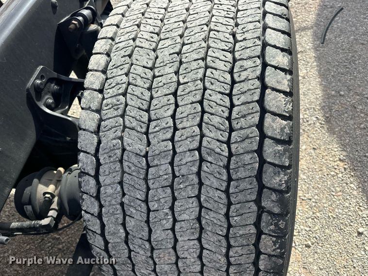 image for item ER4875 2021 International LT625 semi truck