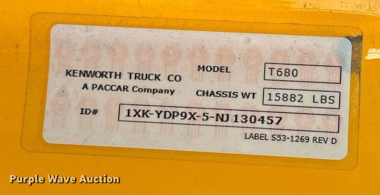 image for item ER4876 2022 Kenworth T680 semi truck