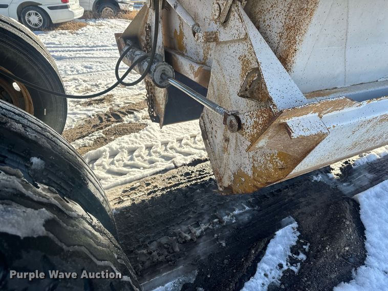 image for item ER5115 1971 Cook Bros bottom dump trailer