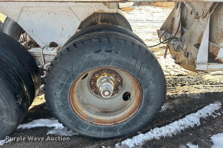 image for item ER5115 1971 Cook Bros bottom dump trailer