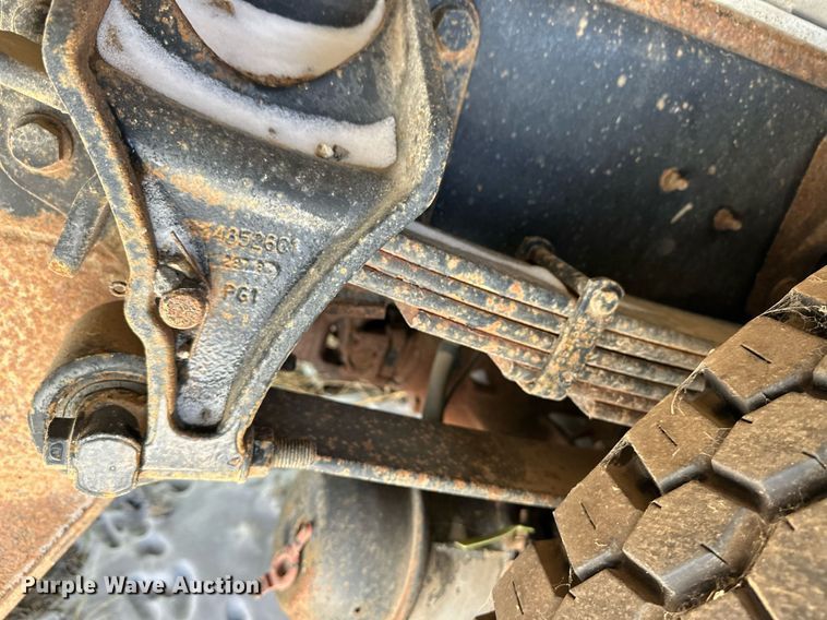 image for item ER8576 2009 Ford F650 Super Duty XL delivery truck