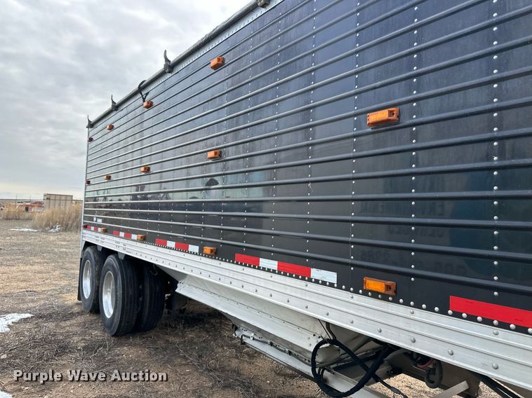 image for item ER8661 2018 Timpte grain trailer