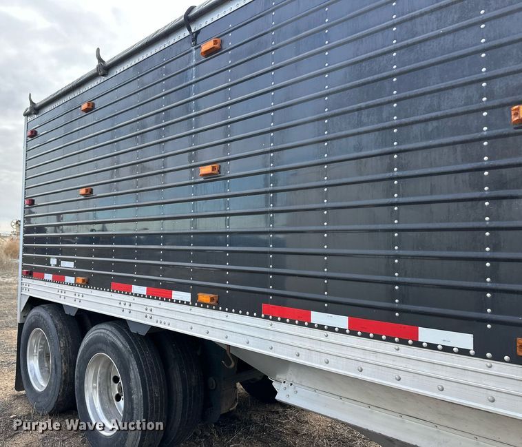 image for item ER8661 2018 Timpte grain trailer
