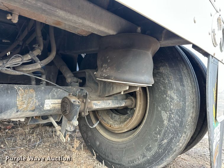 image for item ER8661 2018 Timpte grain trailer