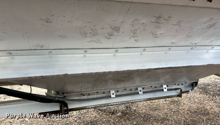 image for item ER8661 2018 Timpte grain trailer