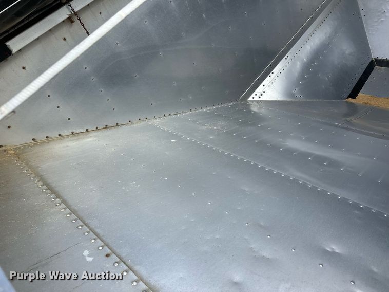 image for item ER8661 2018 Timpte grain trailer