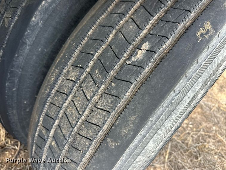 image for item ER8661 2018 Timpte grain trailer