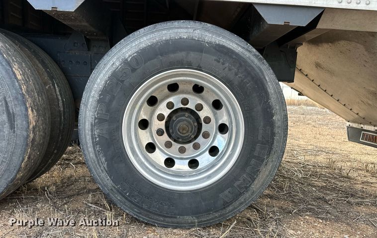 image for item ER8661 2018 Timpte grain trailer