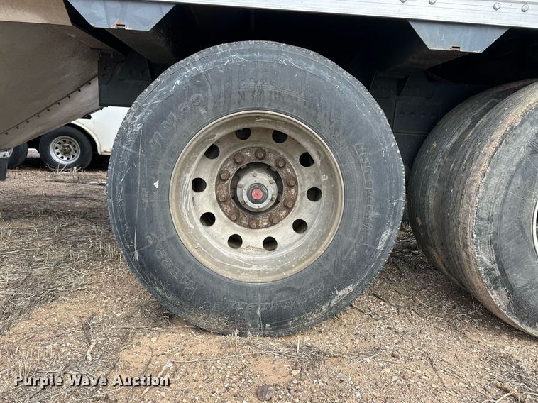 image for item ER8661 2018 Timpte grain trailer