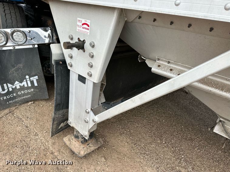 image for item ER8662 2023 Timpte grain trailer