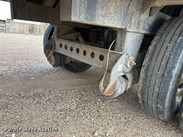 image for item ER8662 2023 Timpte grain trailer