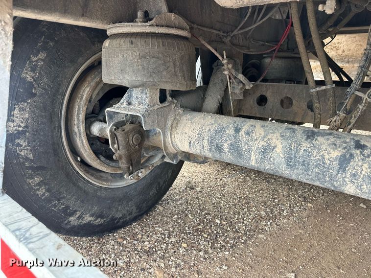 image for item ER8662 2023 Timpte grain trailer