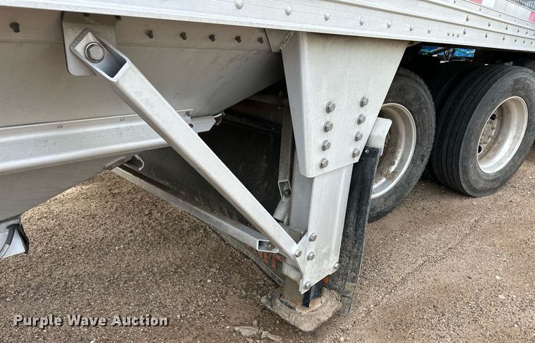 image for item ER8662 2023 Timpte grain trailer