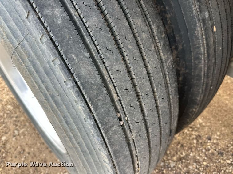 image for item ER8662 2023 Timpte grain trailer