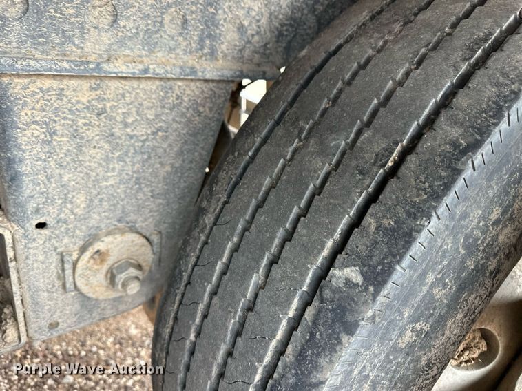 image for item ER8662 2023 Timpte grain trailer