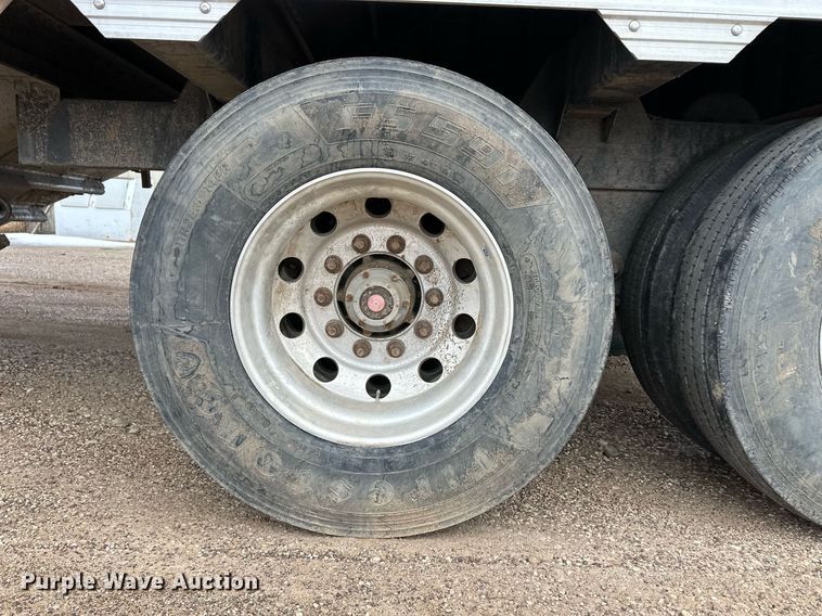 image for item ER8662 2023 Timpte grain trailer