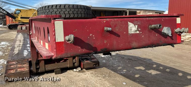 image for item LH9432 1995 Fontaine 503 T1C NGB lowboy equipment trailer
