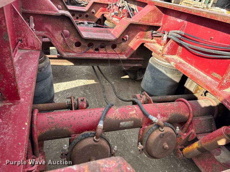 image for item LH9432 1995 Fontaine 503 T1C NGB lowboy equipment trailer