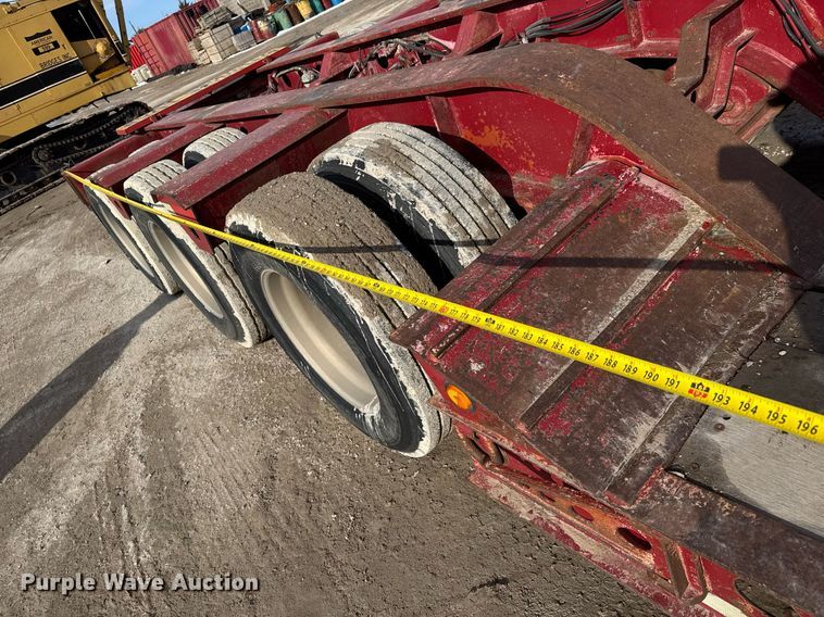 image for item LH9432 1995 Fontaine 503 T1C NGB lowboy equipment trailer