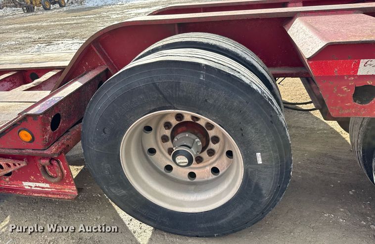 image for item LH9432 1995 Fontaine 503 T1C NGB lowboy equipment trailer