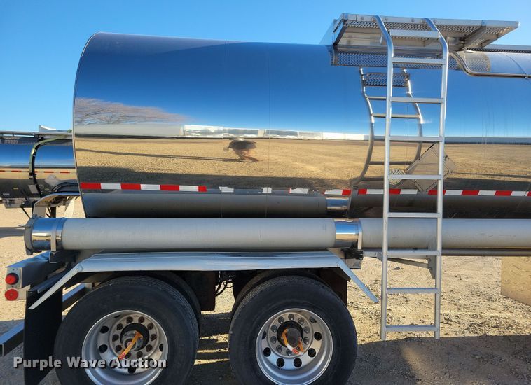 image for item NB9760 1998 Stainless Tank & Equipment  tank trailer