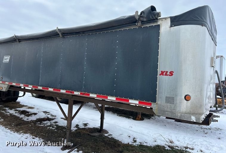 image for item NJ9738 2002 East XLS end dump trailer