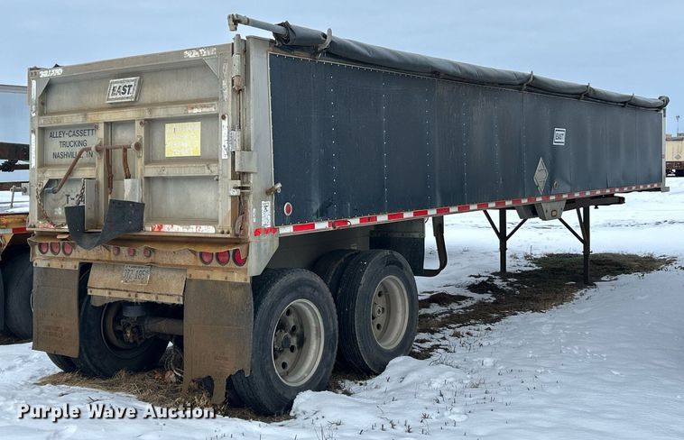 image for item NJ9738 2002 East XLS end dump trailer