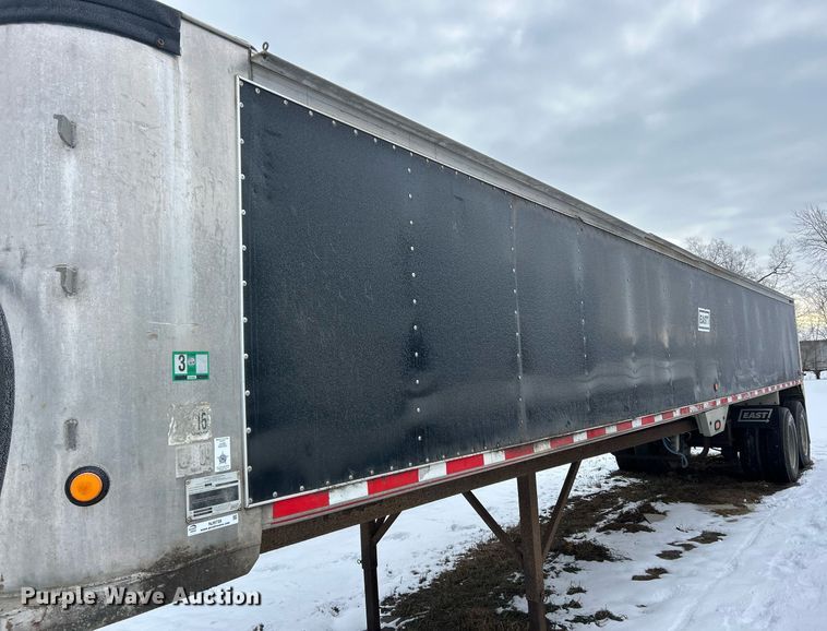 image for item NJ9738 2002 East XLS end dump trailer