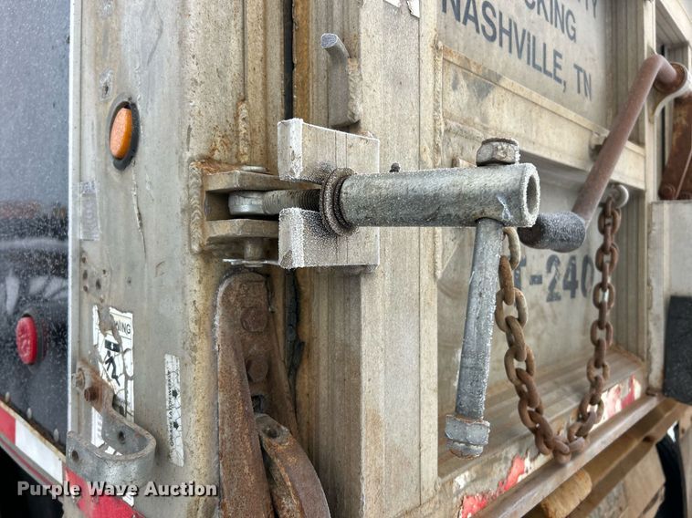 image for item NJ9738 2002 East XLS end dump trailer