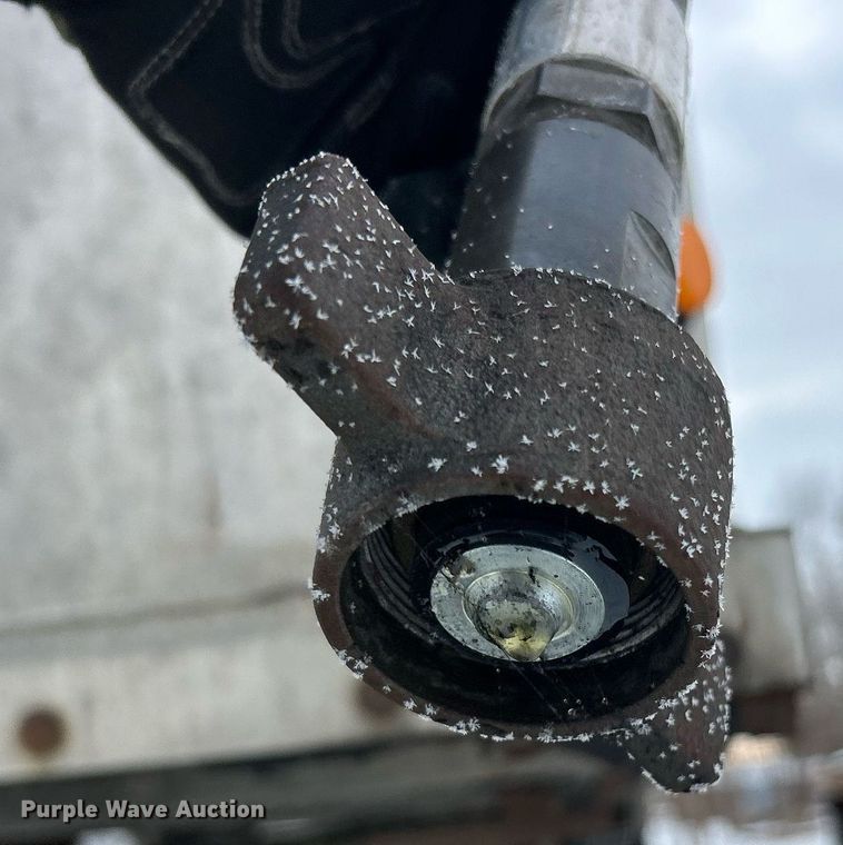 image for item NJ9738 2002 East XLS end dump trailer