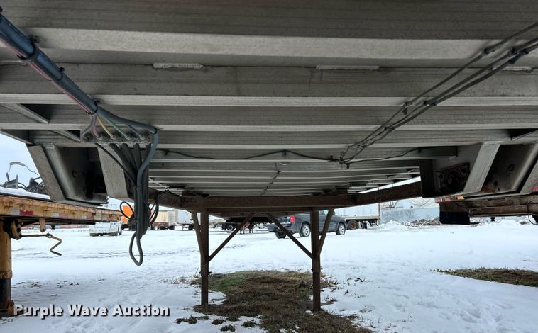 image for item NJ9738 2002 East XLS end dump trailer