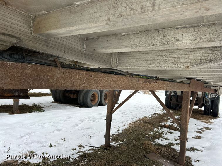 image for item NJ9738 2002 East XLS end dump trailer