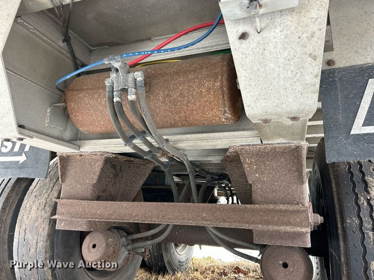 image for item NJ9738 2002 East XLS end dump trailer