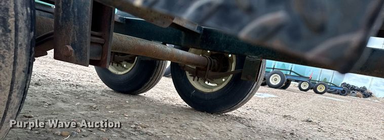 image for item NN9532 Nurse tank trailer