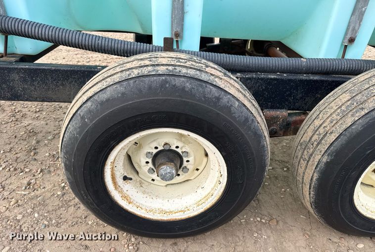 image for item NN9532 Nurse tank trailer