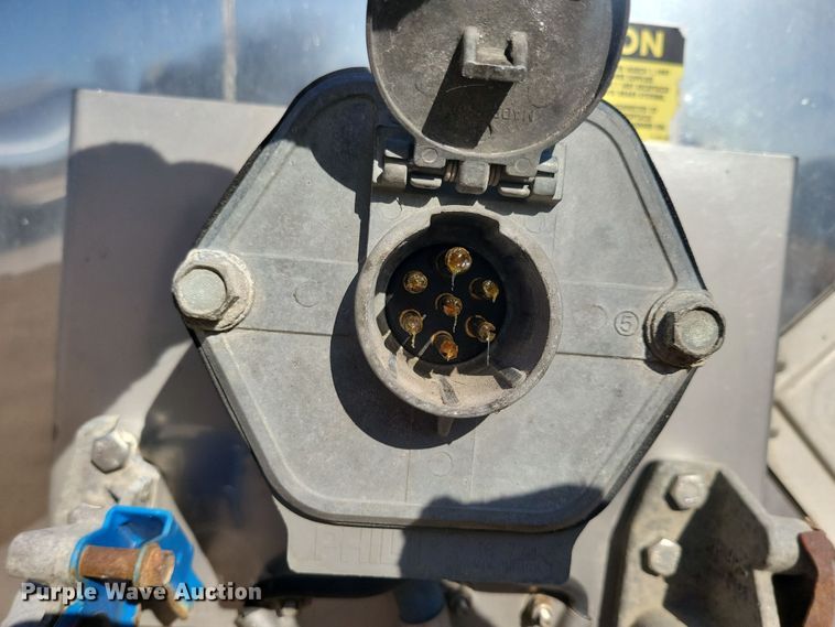 image for item OH9509 2000 Nova tank trailer