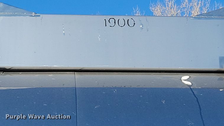 image for item OH9509 2000 Nova tank trailer