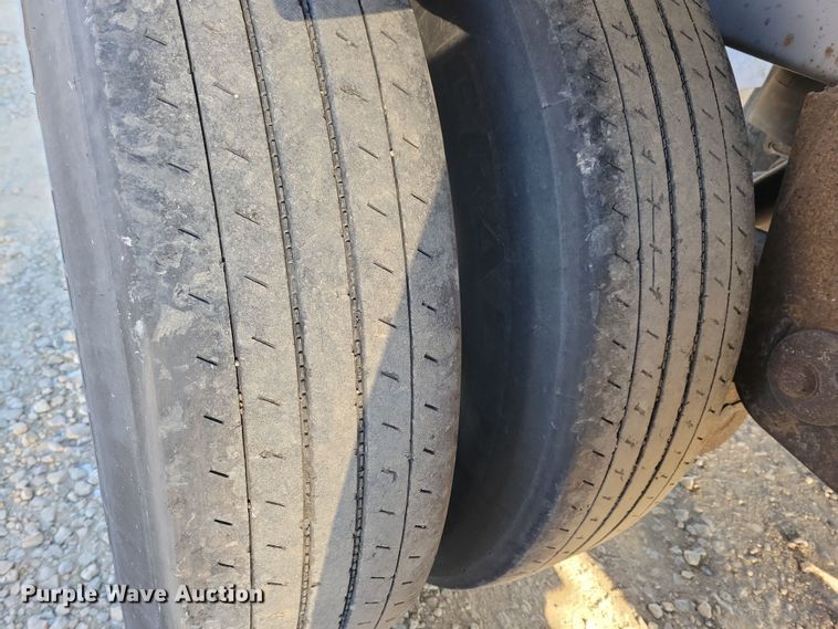 image for item OH9509 2000 Nova tank trailer