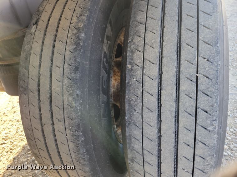 image for item OH9509 2000 Nova tank trailer