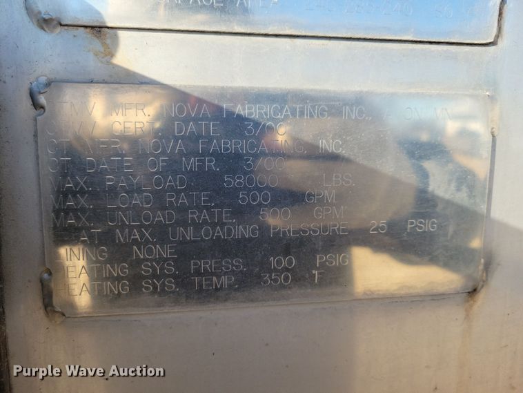 image for item OH9509 2000 Nova tank trailer