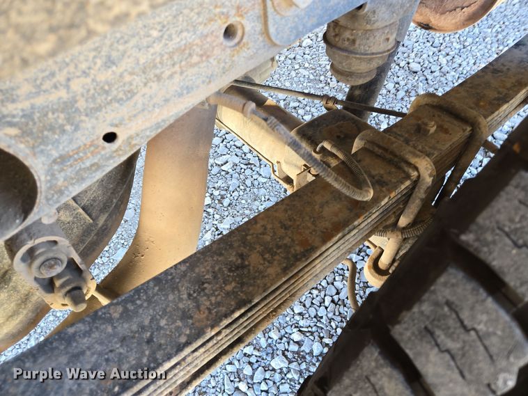 image for item DJ0850 2017 Chevrolet Silverado 2500HD Crew Cab pickup truck