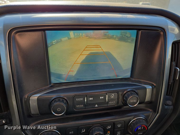 image for item DJ0850 2017 Chevrolet Silverado 2500HD Crew Cab pickup truck