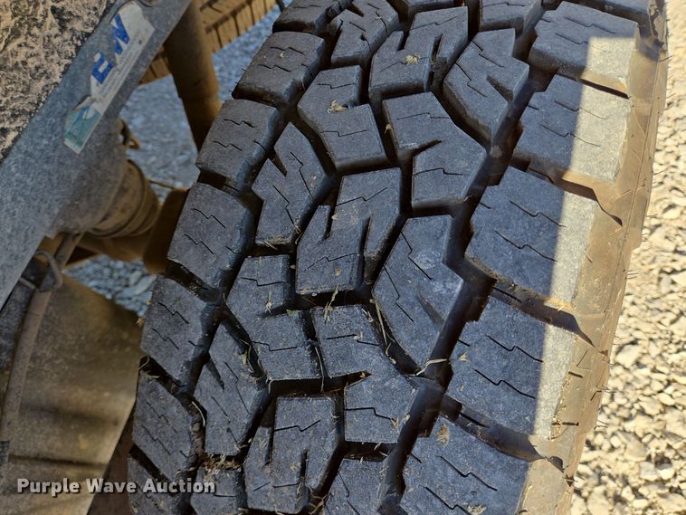 image for item DJ0850 2017 Chevrolet Silverado 2500HD Crew Cab pickup truck